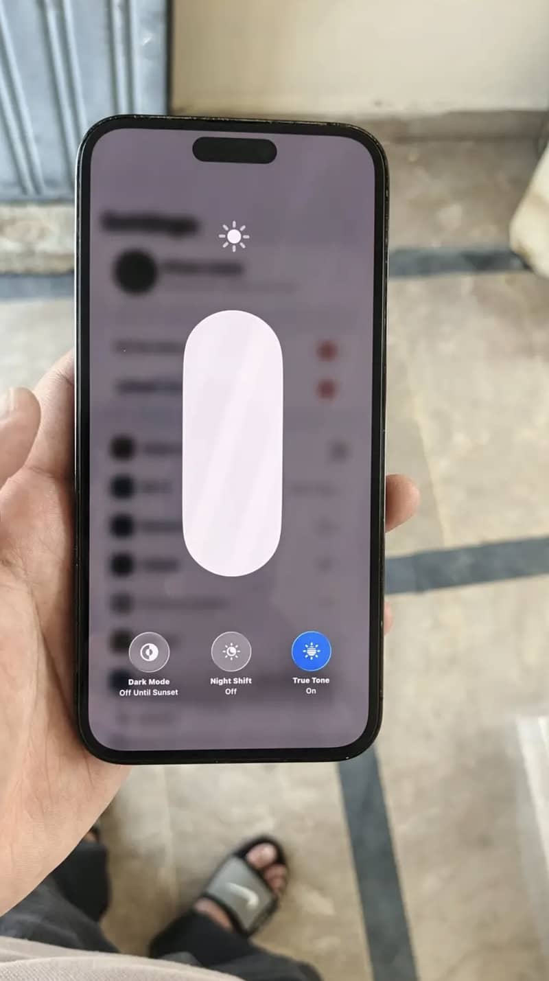 Apple iPhone 14 Pro Max 3
