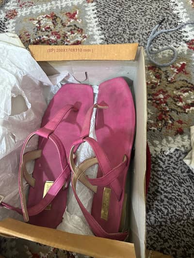 indure footwear