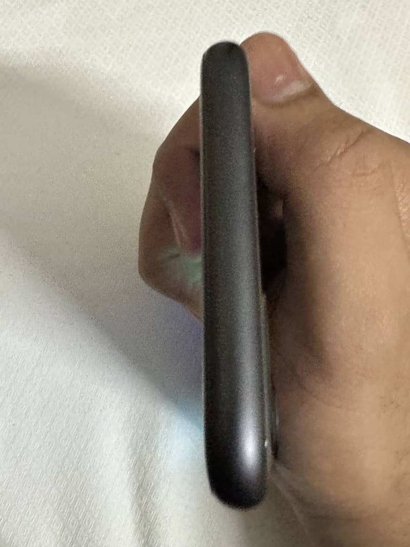 Apple iPhone 11 2