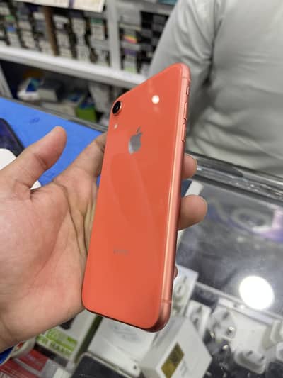 Apple iPhone XR