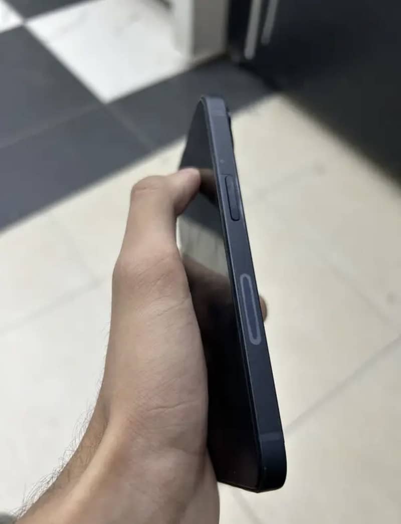 Apple iPhone 14 1