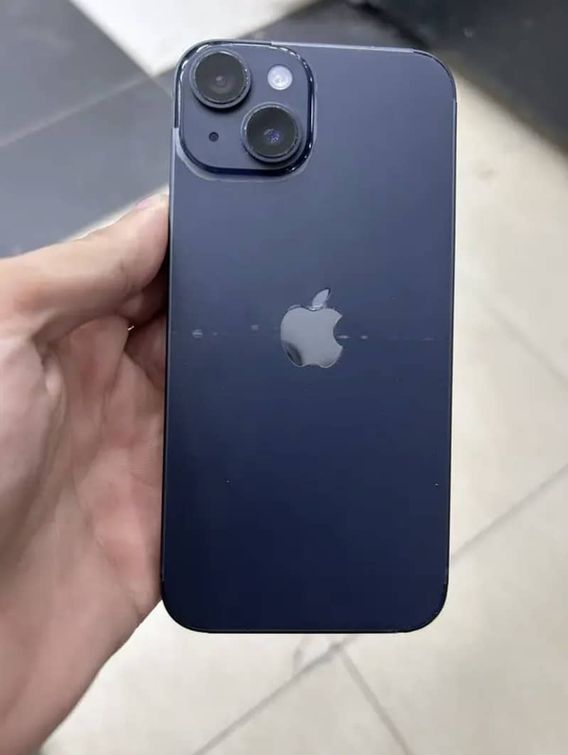 Apple iPhone 14 3