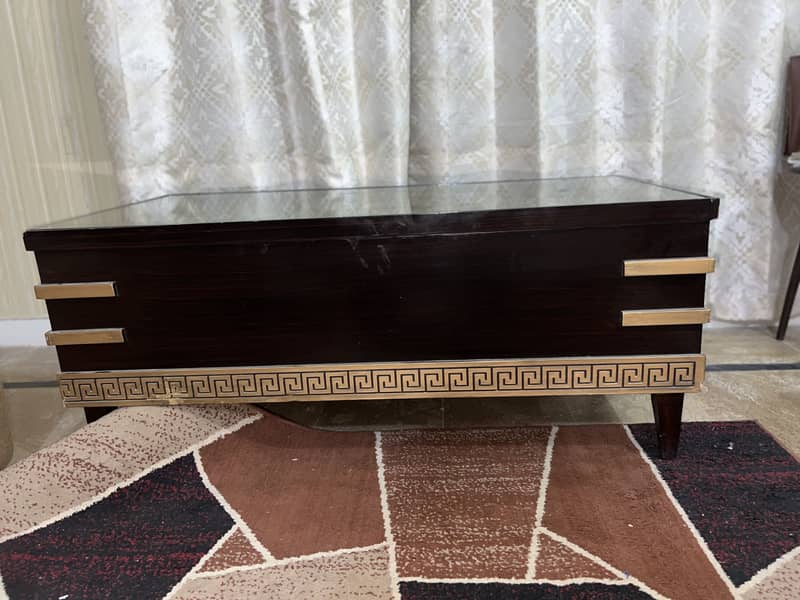 Drawing room Table 1