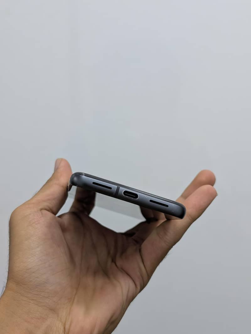 Google Pixel 8 2