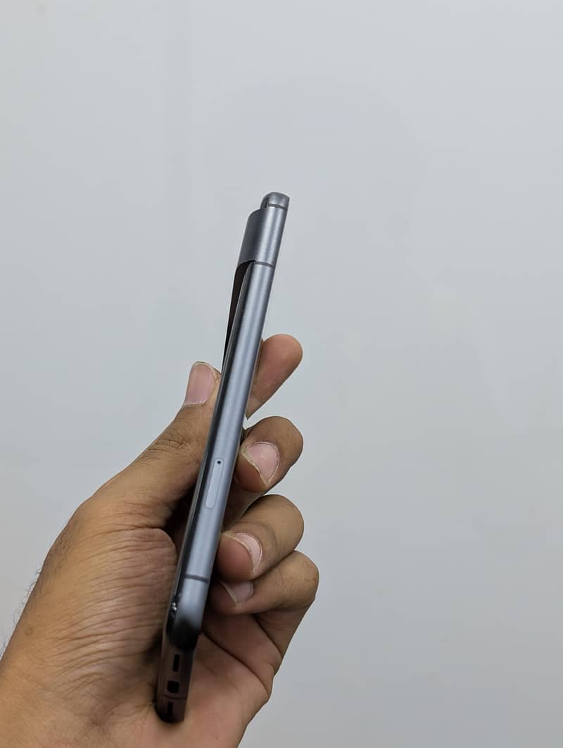 Google Pixel 8 3