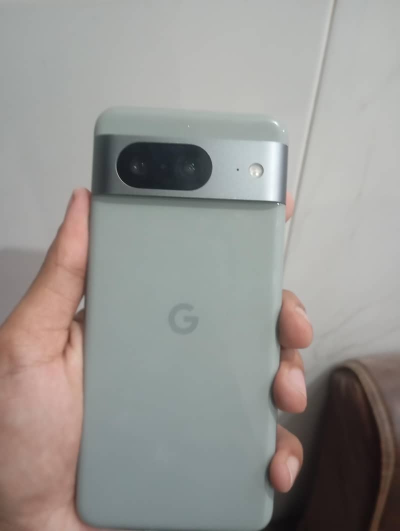 Google Pixel 8 1