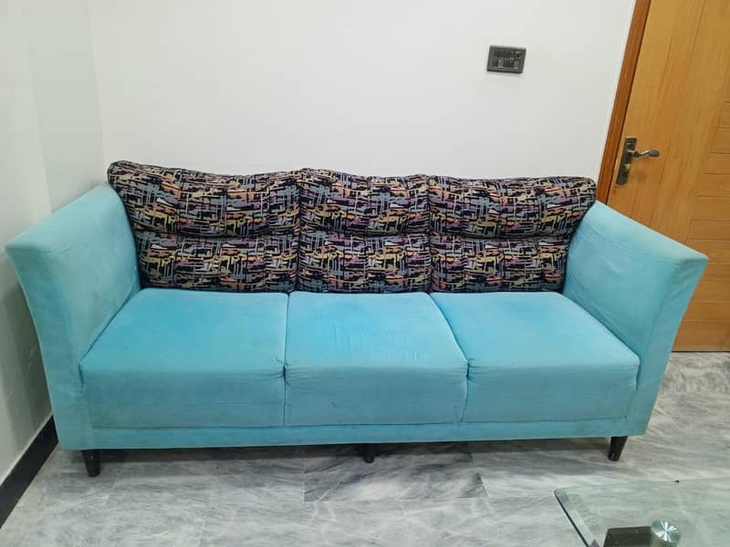 SOFA 3 SEATER 0