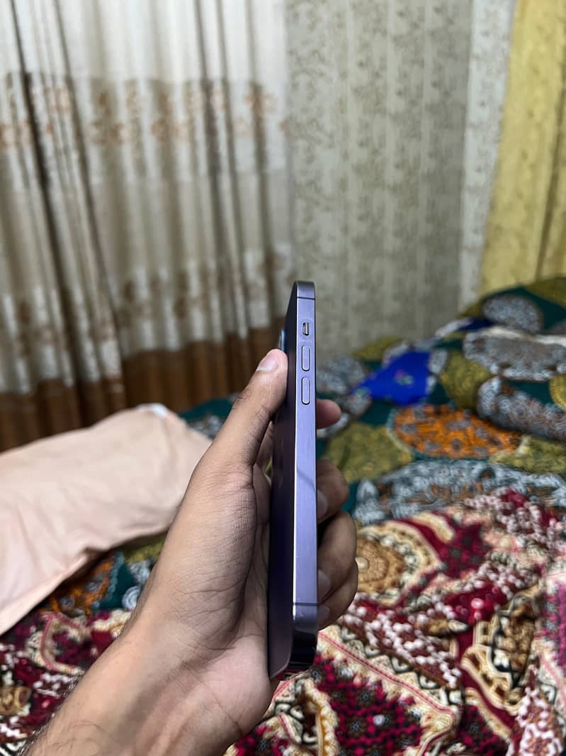 Apple iPhone 14 Pro 3