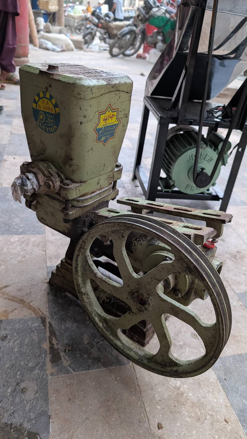 Javed Full Size Piston Pump 1
