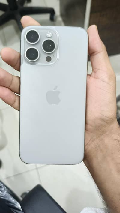 Apple iPhone 15 Pro Max