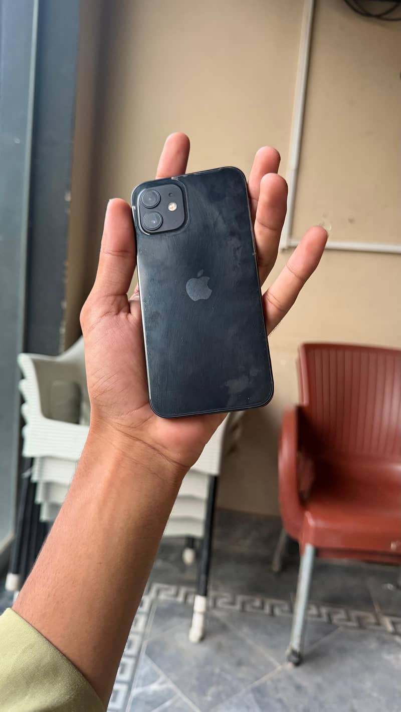 Apple iPhone 12 0