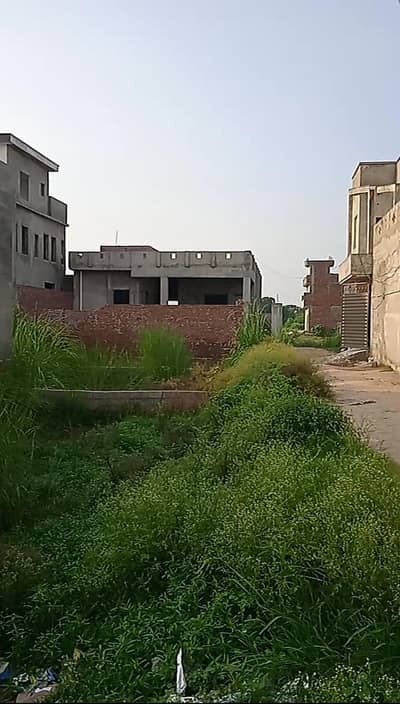 5 Marla corner plot for sale کارنر پلاٹ
