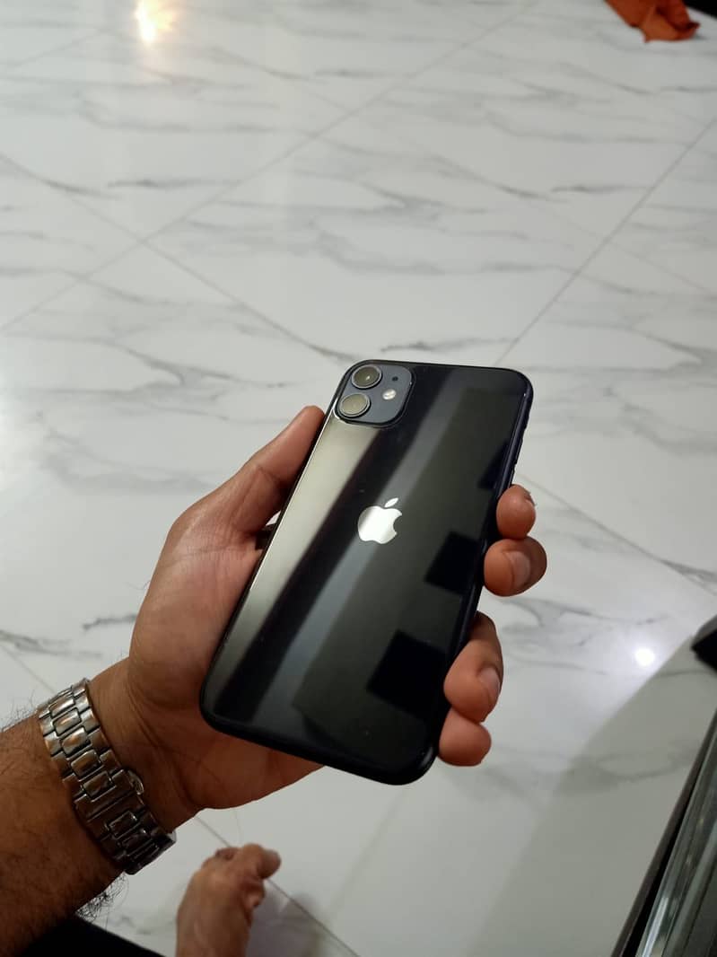 Apple iPhone 11 2