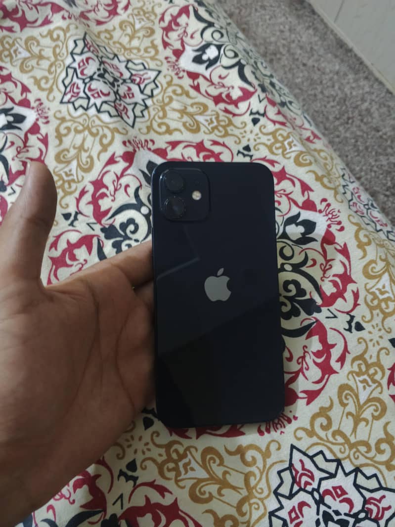 Apple iPhone 12 5