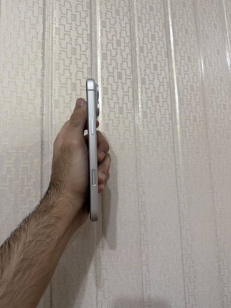 Apple iPhone 17 Pro Max 1