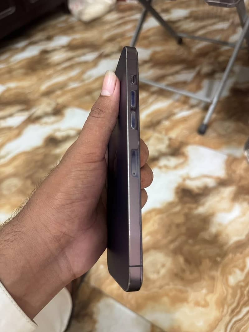 Apple iPhone 14 Pro Max 2