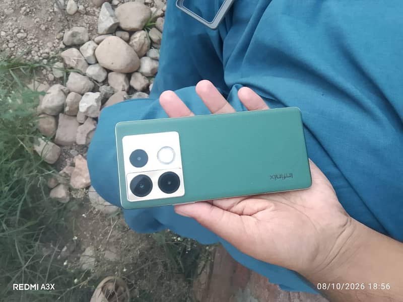 Infinix Note 40 Pro 1