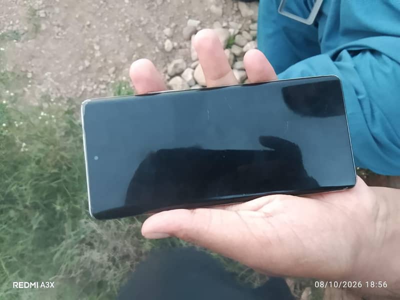 Infinix Note 40 Pro 3