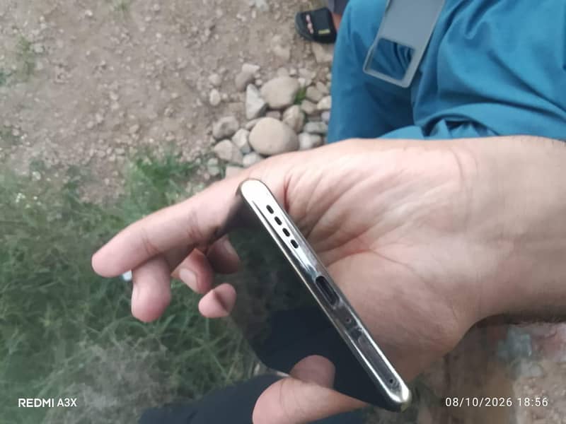 Infinix Note 40 Pro 5