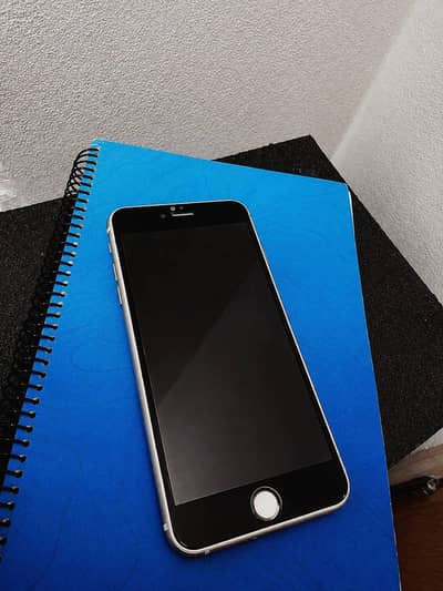I phone ,6, plus,03340416021 my WhatsApp