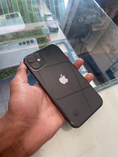IPHONE 11  FOR SELL