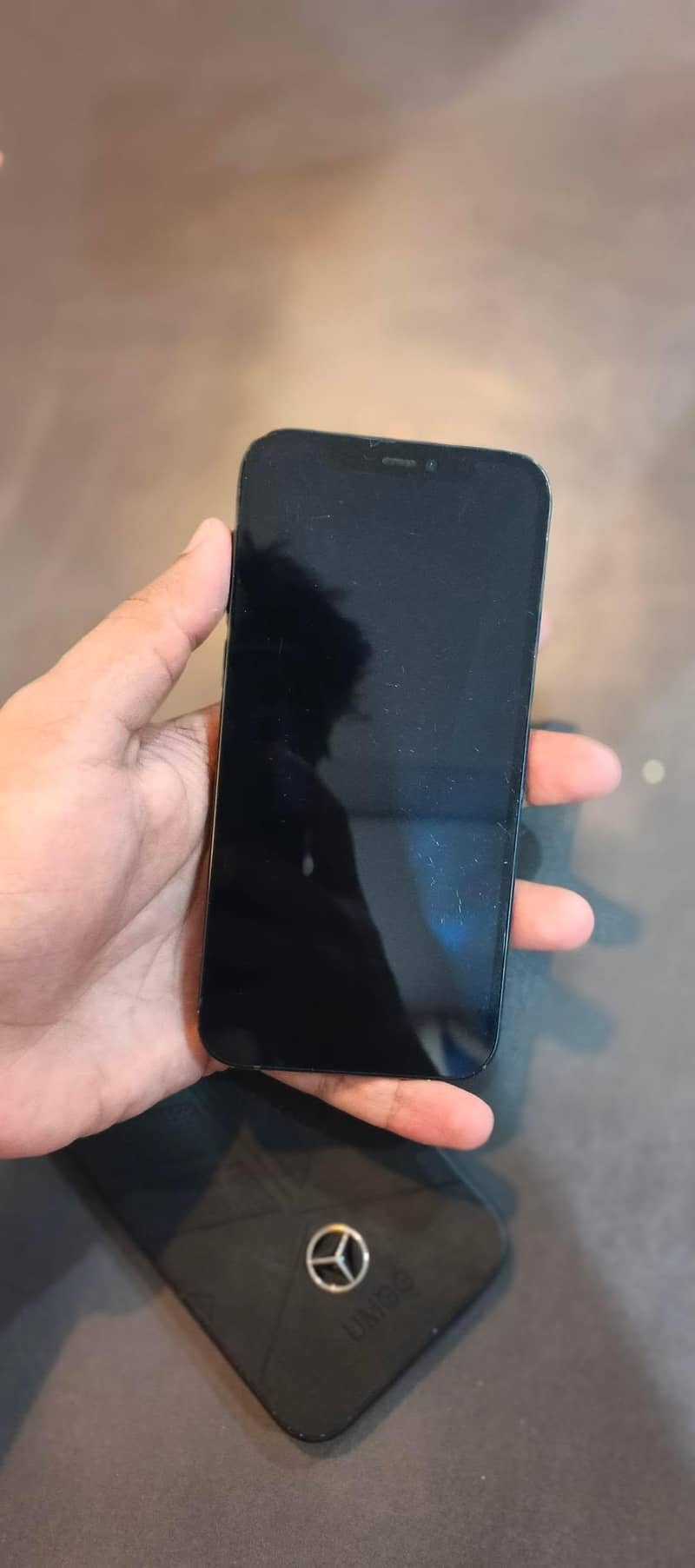 Apple iPhone 12 1