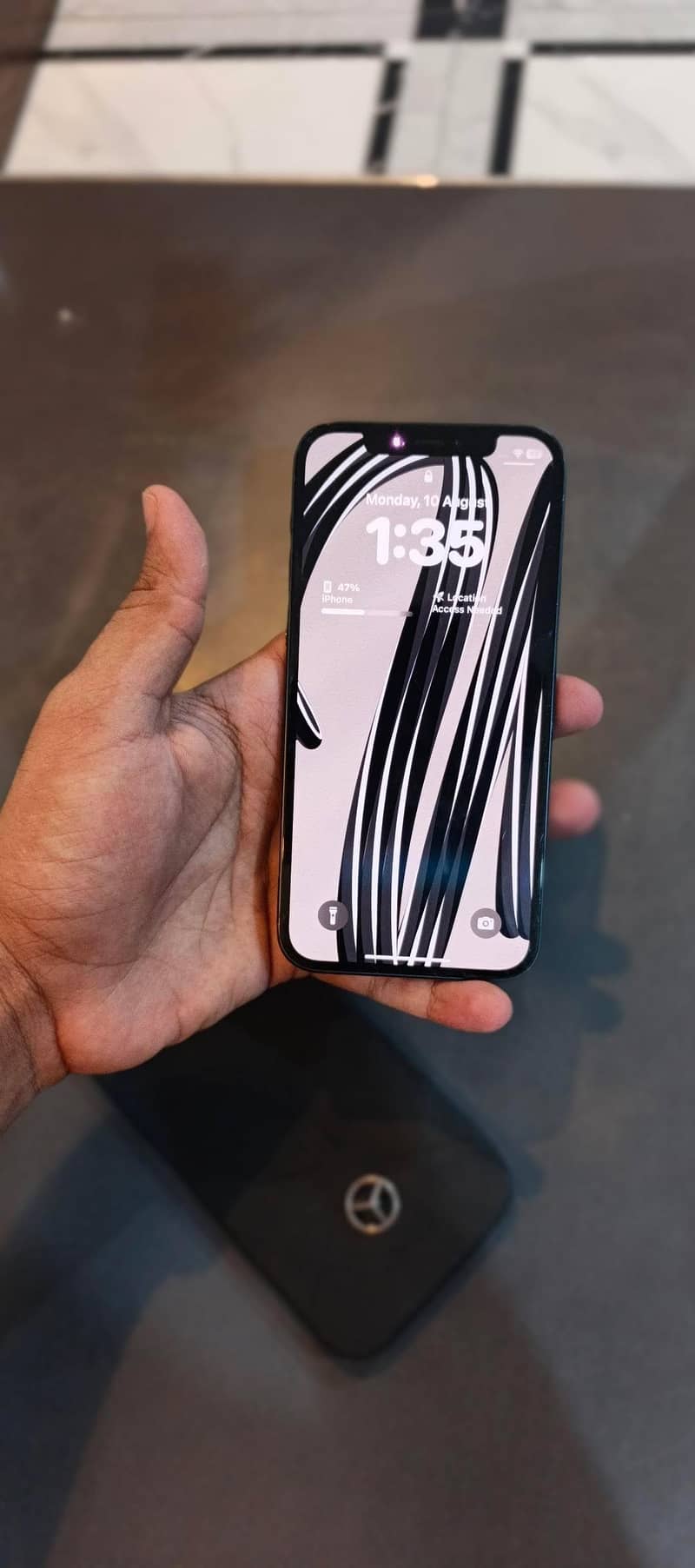 Apple iPhone 12 6