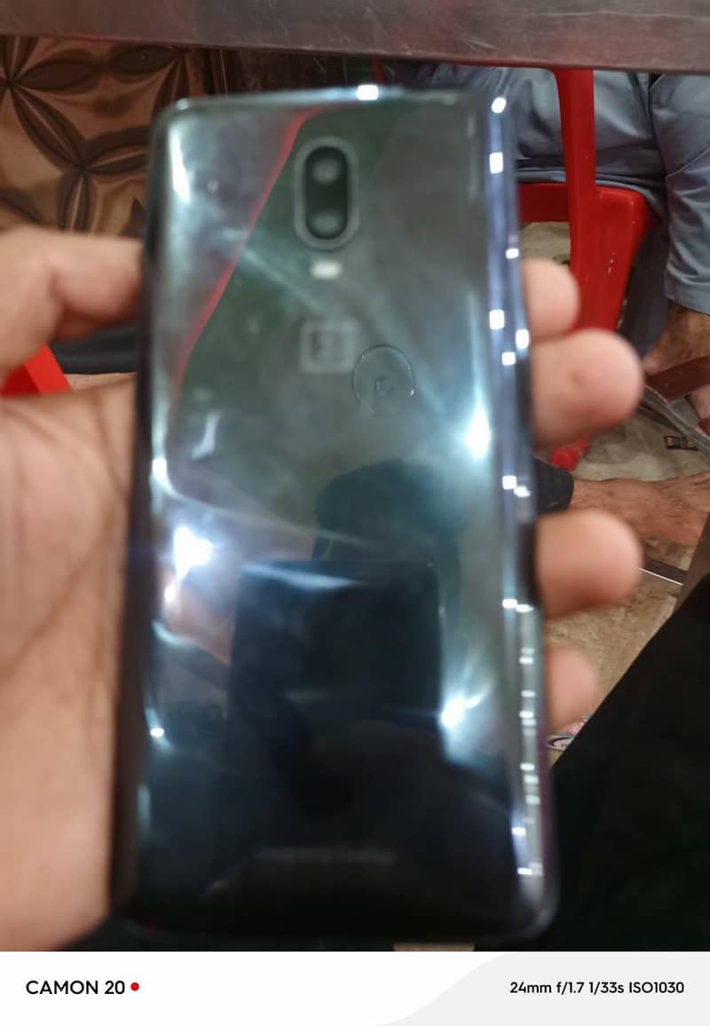 One Plus 6T 1