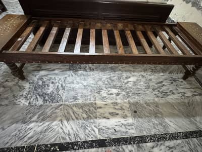 wooden sethi