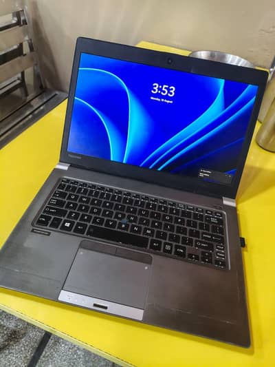 Toshiba Slim Laptop | Core i5 7th Gen | 8GB RAM | 256GB SSD