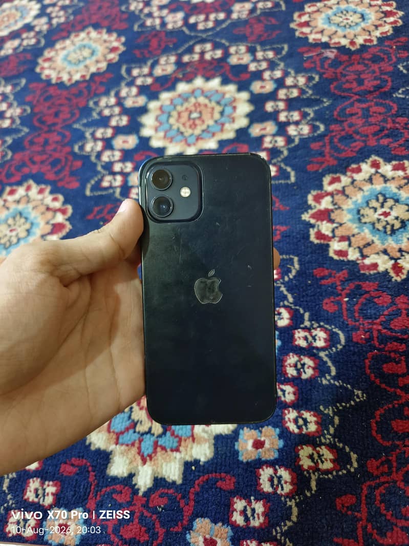 Apple iPhone 12 0