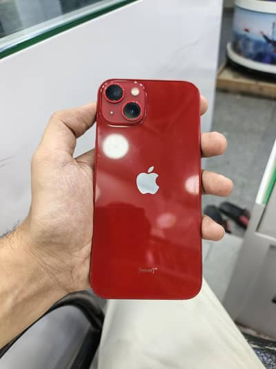 Apple iPhone 13