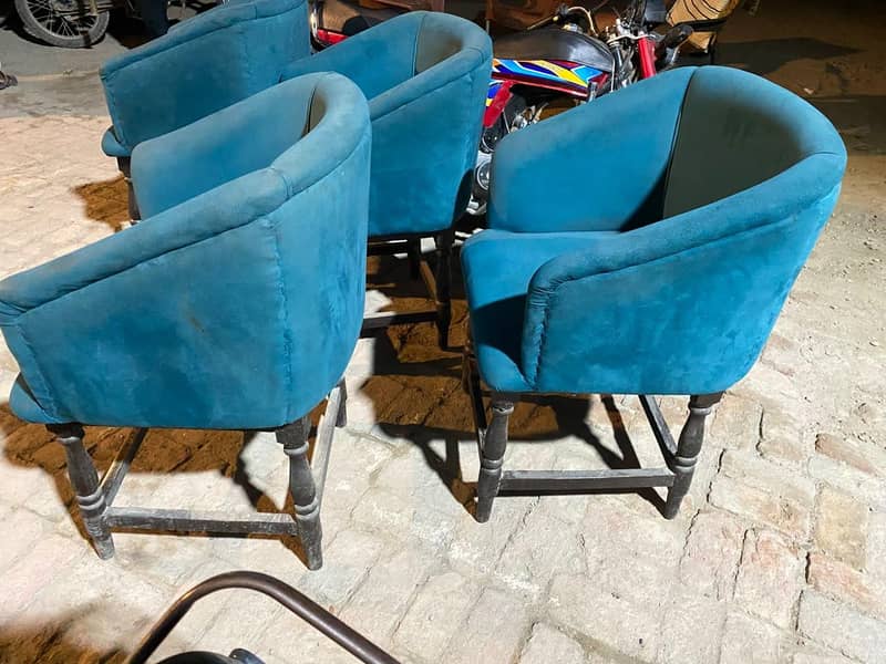 Restaurent single  sofas & double sofas with dine in tables 2