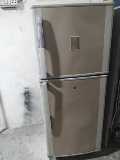 Dawlance small double door refrigrater. . Energy Efficient fridge