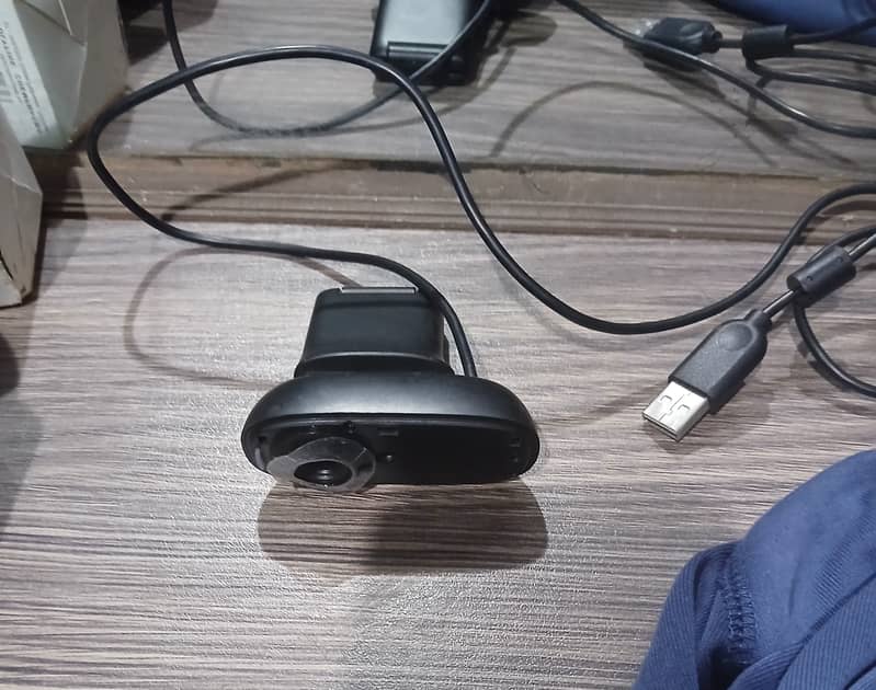 Logitech c 310 2