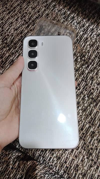 Infinix HOT 60 Pro