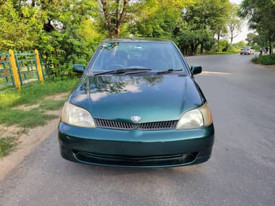 Toyota Platz 2000