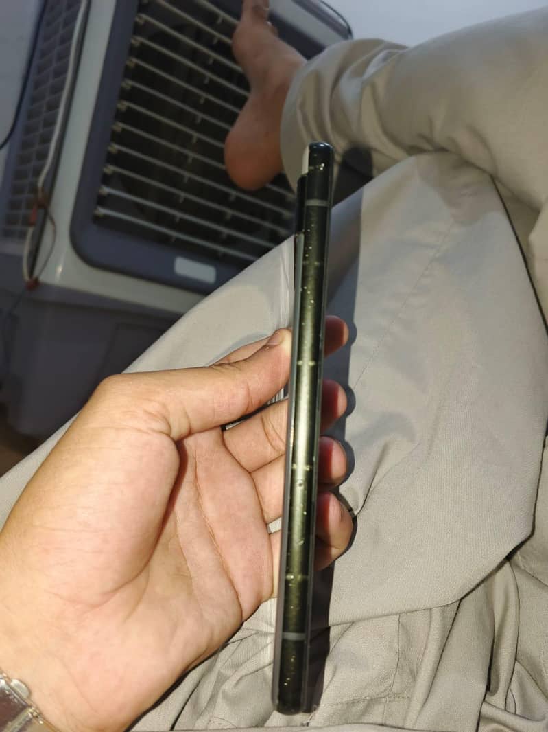 Google Pixel 6a 1