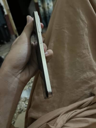Infinix Hot 40i 8/128Gb with box
