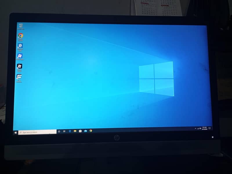 HP Elite desk mini Computer i5 8 2