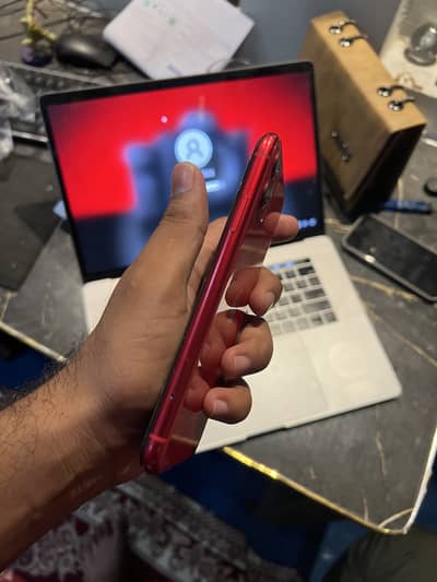 i phone 11 pta. approved. 64 gb