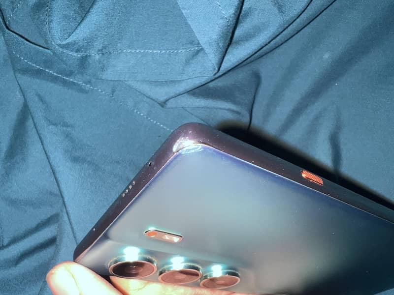 Tecno CAMON 40 4