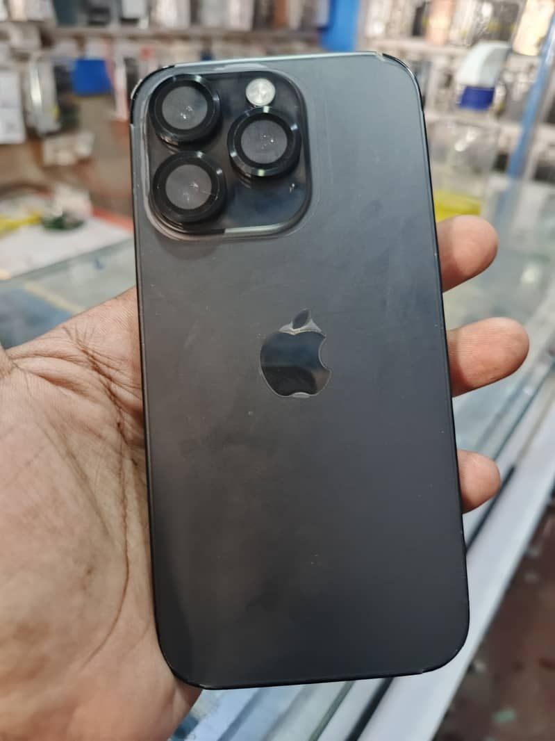 Apple iPhone 14 Pro 1