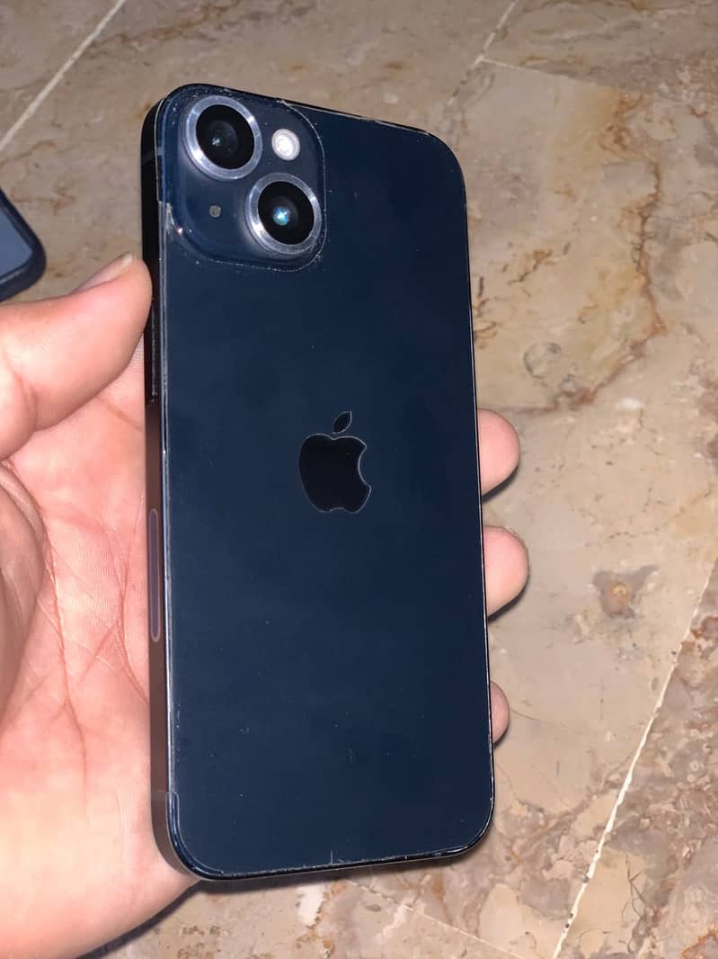 Apple iPhone 14 4