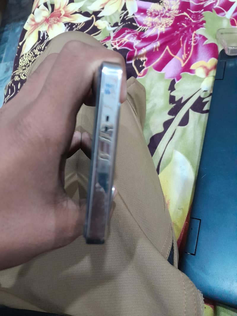 Infinix Note 40 3