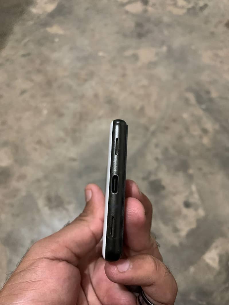 Google Pixel 6a 3