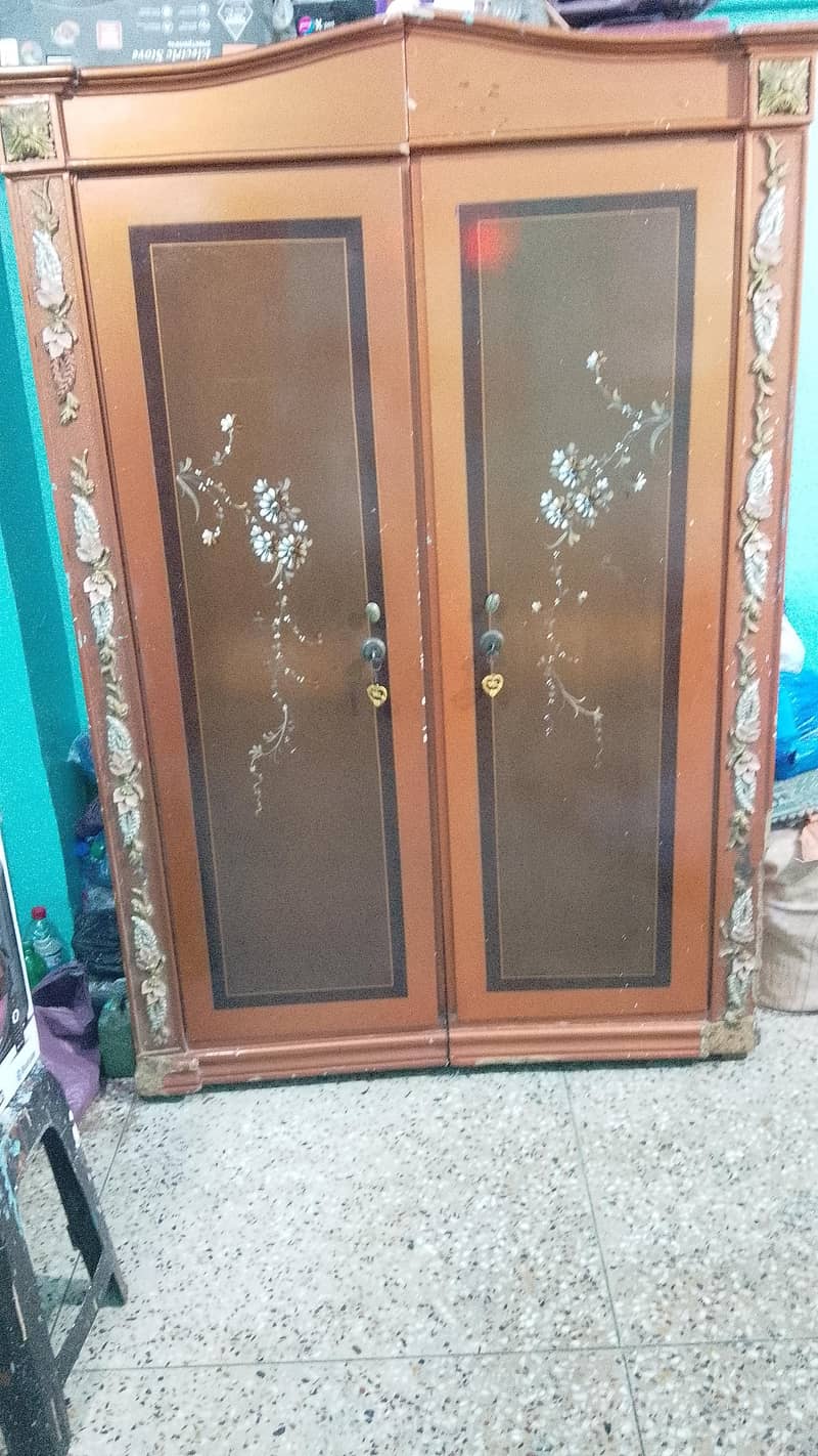 2door almari 0