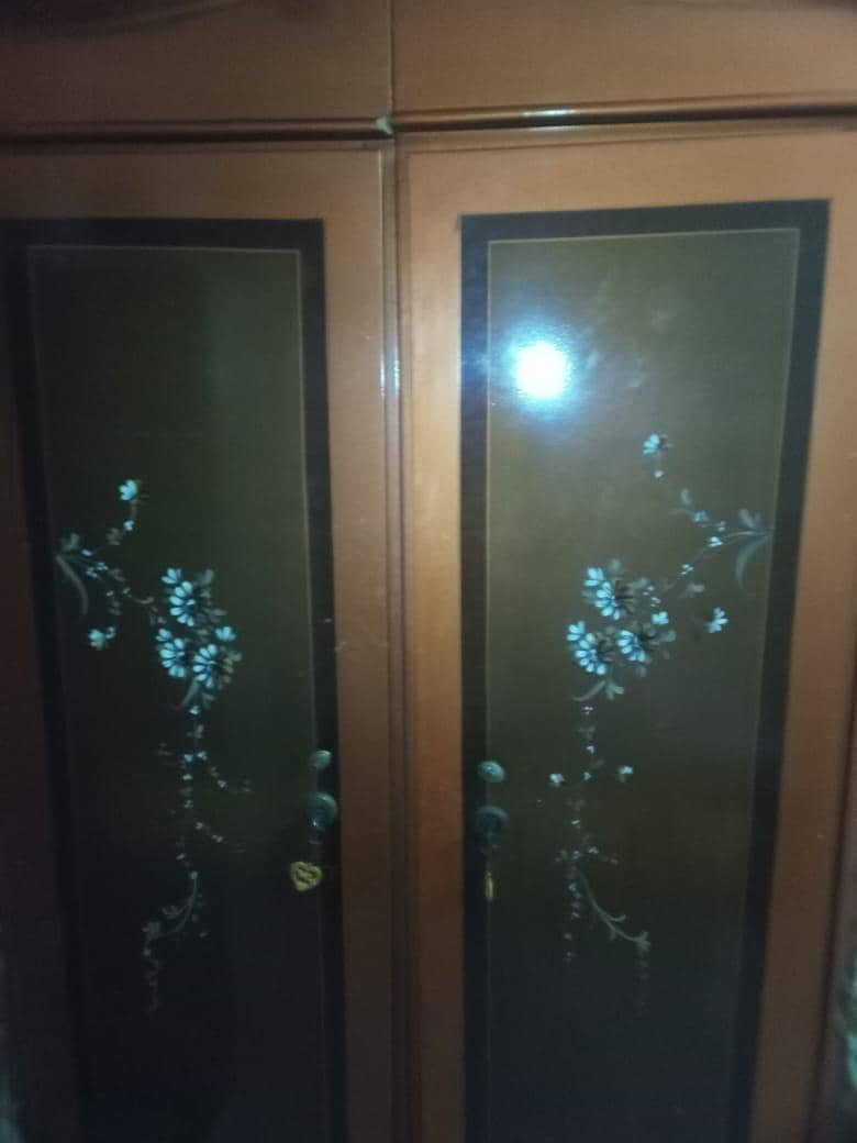 2door almari 2