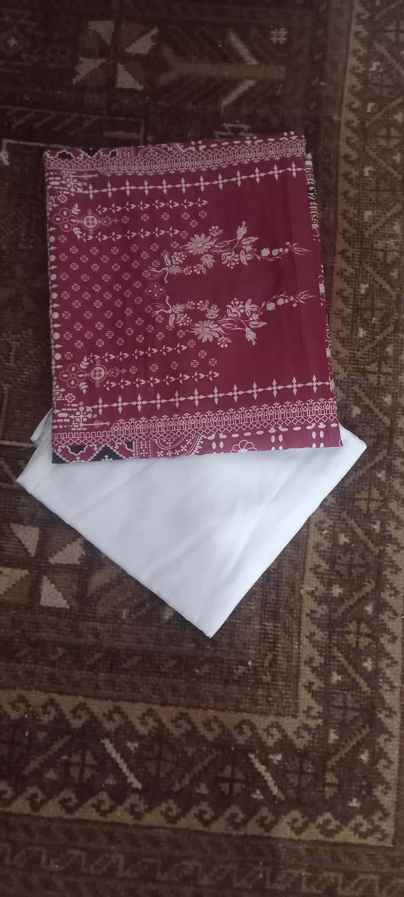 ALi Cloth 1
