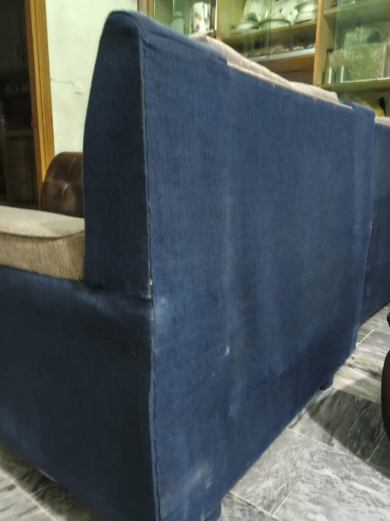 2 one seater sofas 1